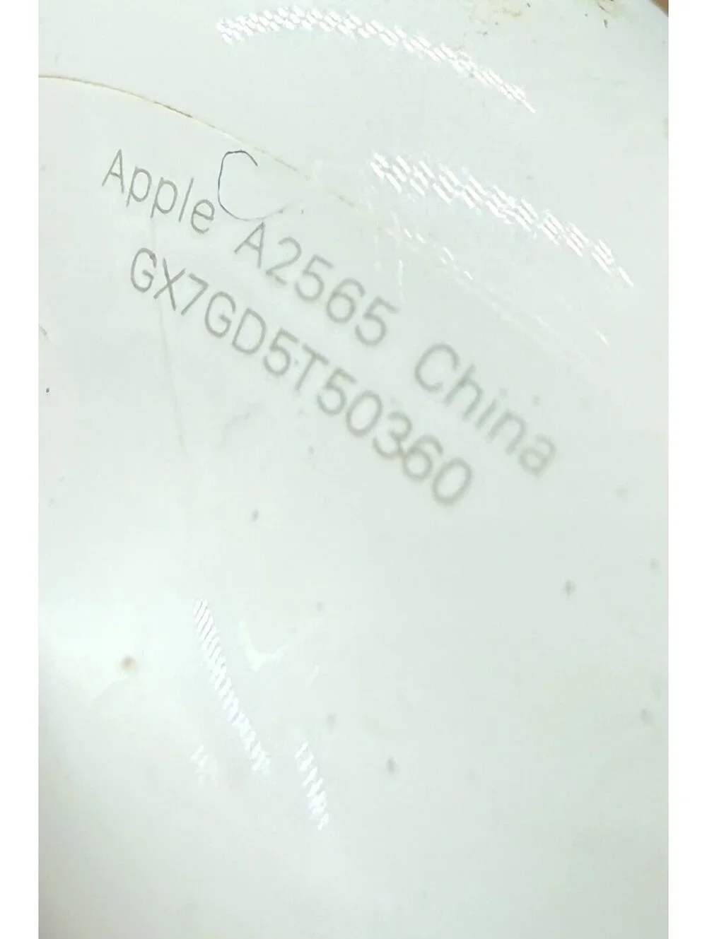 Apple airpods mixed
